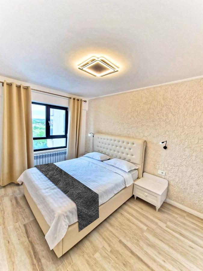 Apart Hotel Fusion Tower ヤシ エクステリア 写真